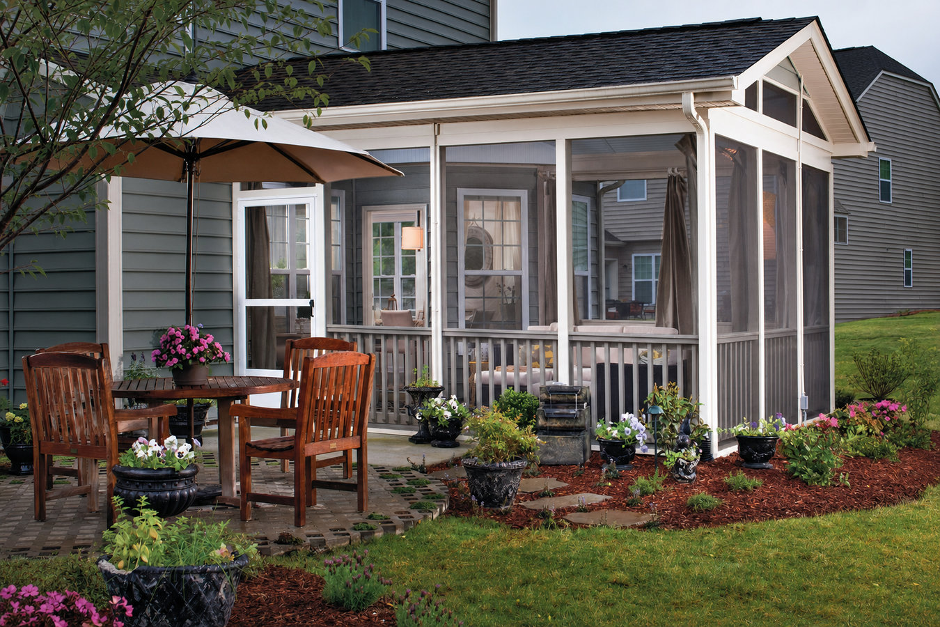 Screened-in porches and screened decks